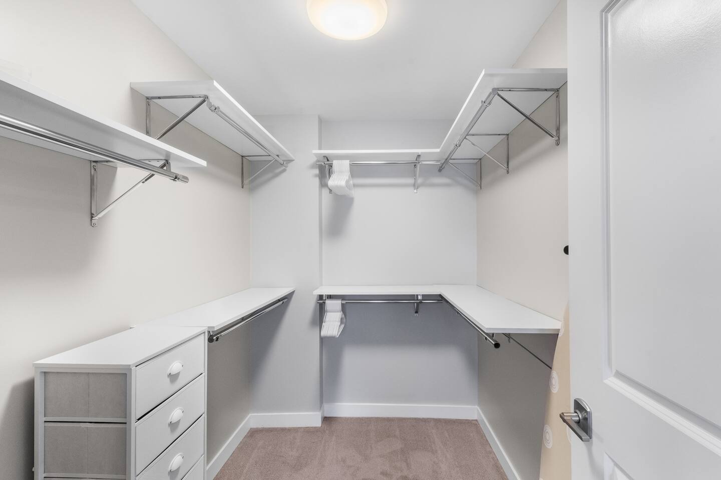 Vo0RIpy8vTUeEErOXNziE379k3IIp9MtoI7z7D5K